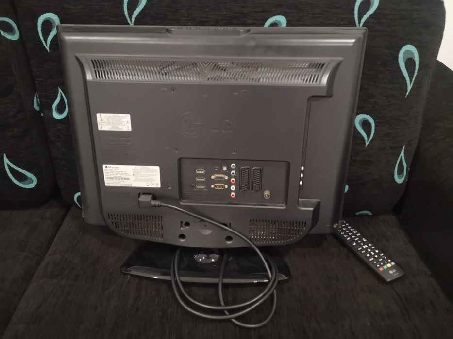 Tv LG 22LG3050, 22 polegadas, com telecomando