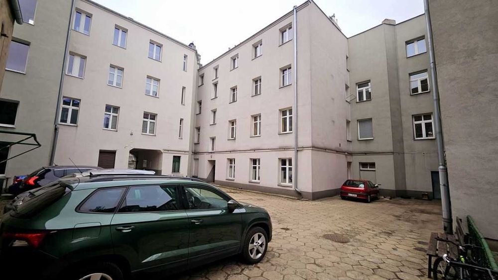 Bezpośrednio: kawalerka po generalnym remoncie, ul. Gdańska (Śródmieście) parking na trenie posesji