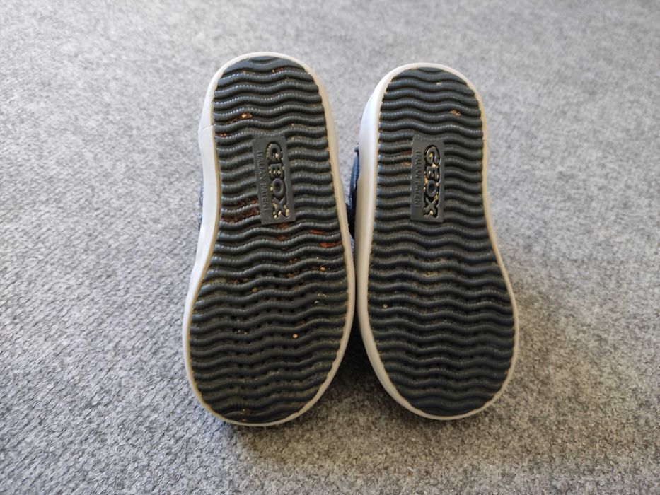 Botas Geox tamanho 22