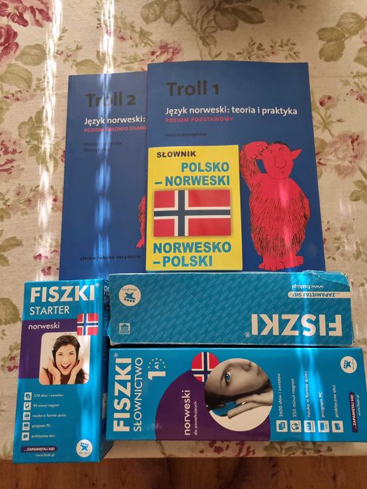 Książki  i fiszki do nauki języka norweskiego