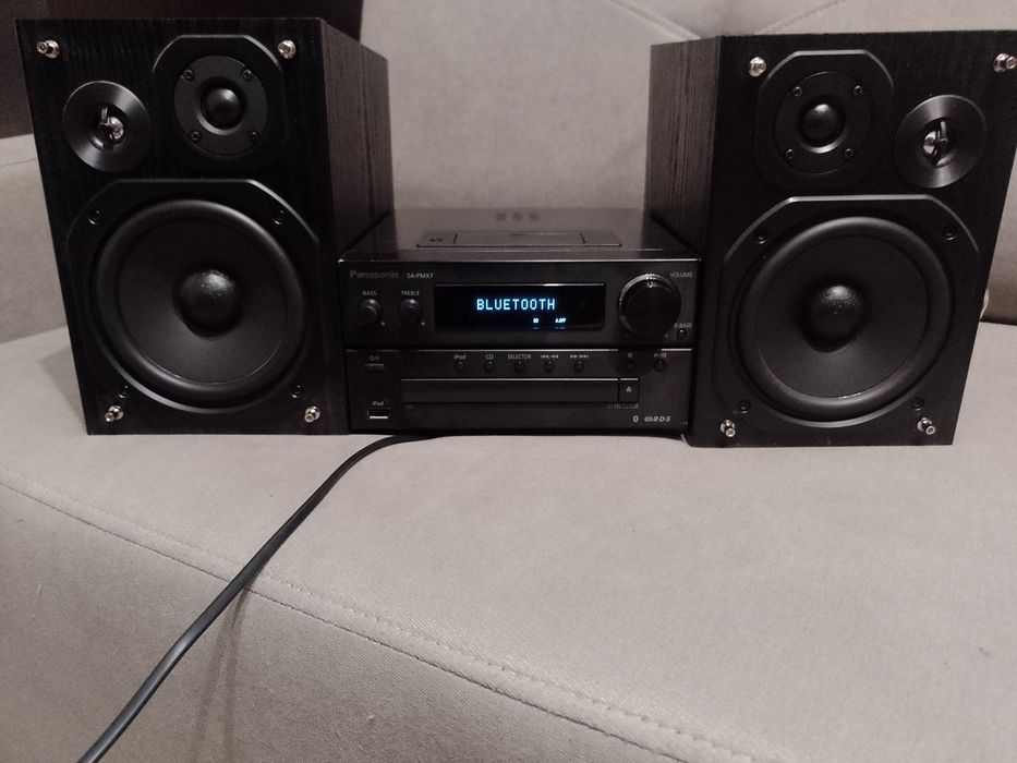 Wieża z głośnikami z funkcją bluetooth