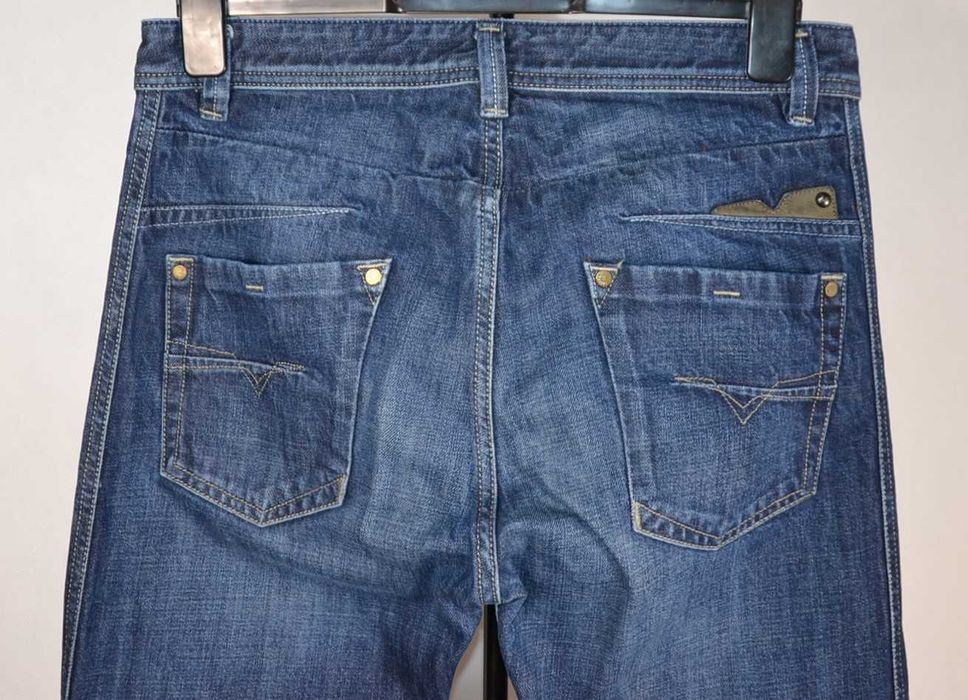 DIESEL Darron Regular Slim Tapered Jeans Spodnie Męskie W31 L32 Super Stan