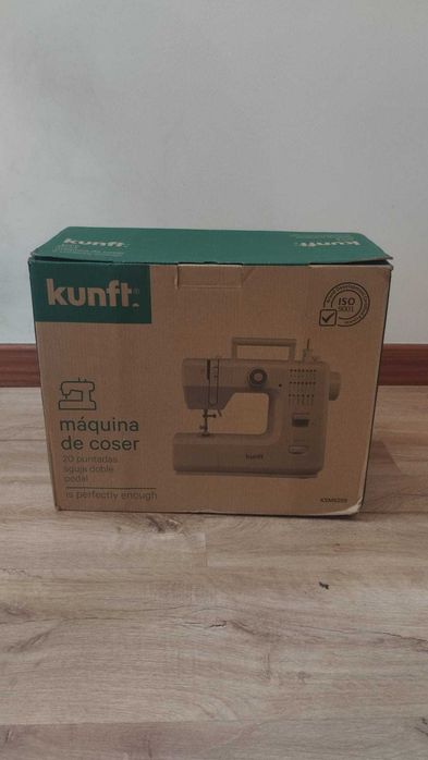 Máquina de Costura Kunft
