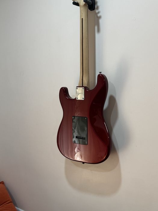 Pack Guitarra Elétrica Fender Squier Affinity Stratocaster + Amplificador Fender Frontman 15G (Impecável)