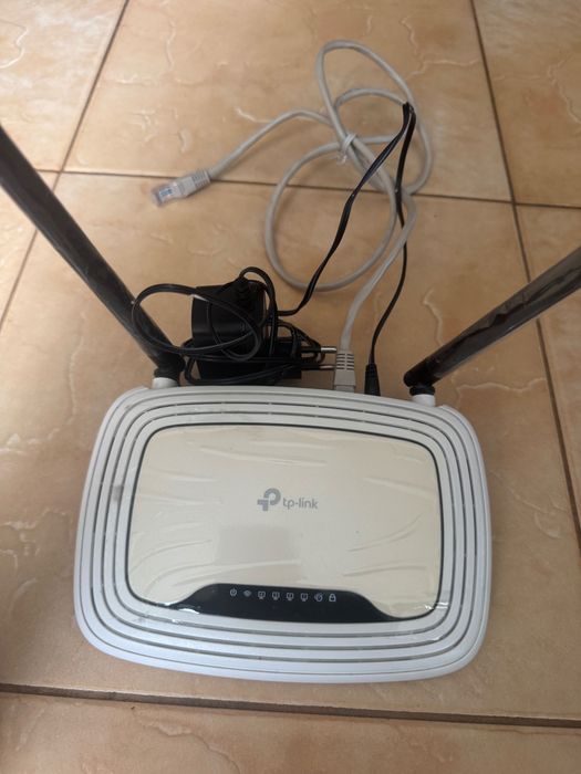 Пропоную роутер Маршрутизатор TP-LINK TL-WR841N.