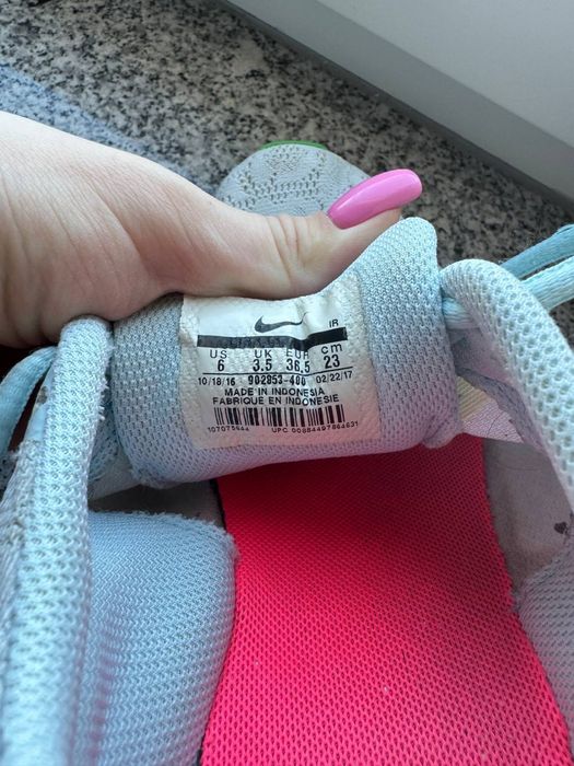 Кросівки  жіночі Puma, Nike