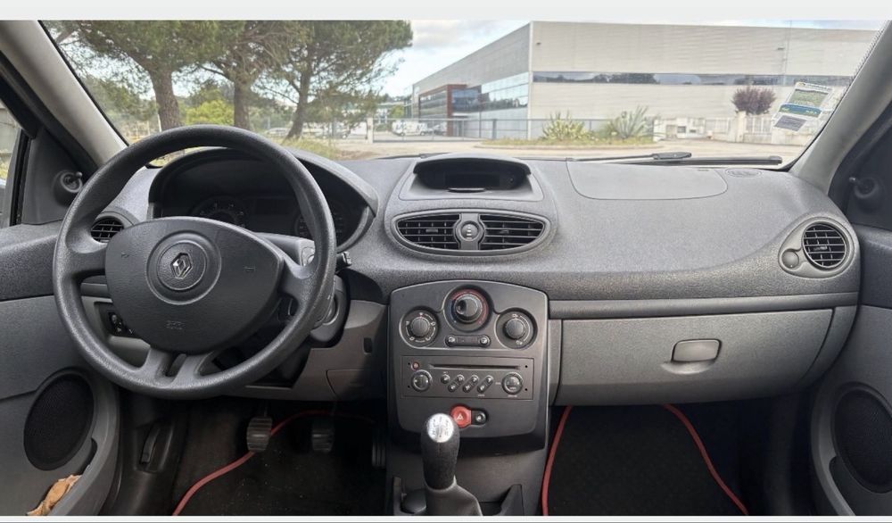 Renault Clio 1.2 16V Confort