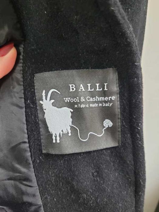 Wełniany klasyczny płaszcz damski roz 44