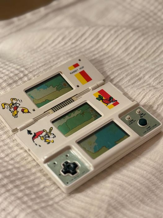 VTech Rabbit Hop 1982 – Funciona bem (Tri-Screen Vintage)