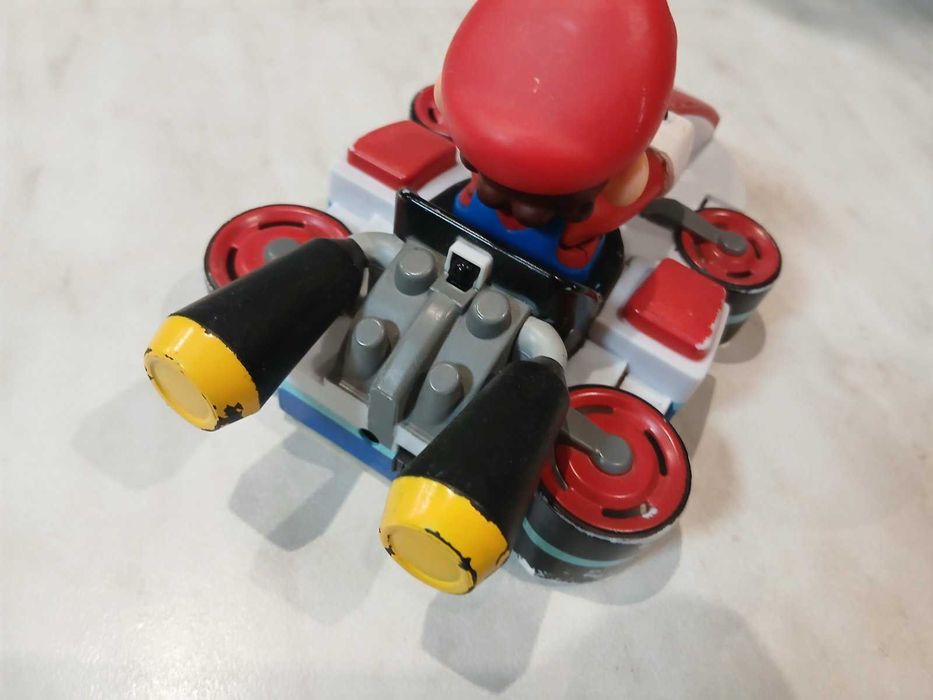 машинка Mario bros
