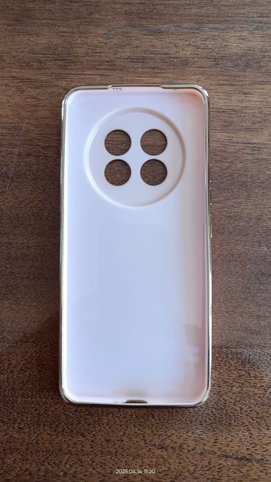 Качественный чехол для Realme 13+.