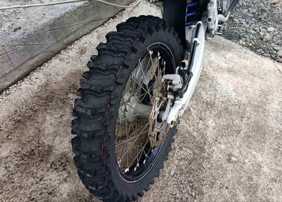 Yamaha yz450f мотоцикл