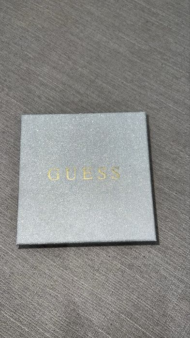 Украшение GUESS новый