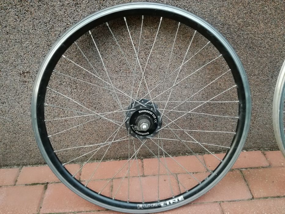 Koło rowerowe z dynamem w piaście 24, 26 cali.