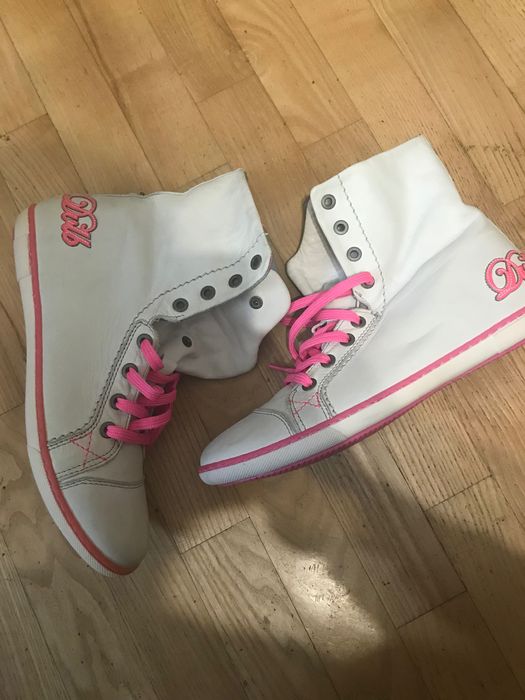 Снікерси шкіряні жіночі