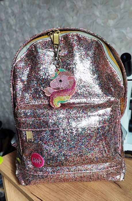 Рюкзак для девочки.