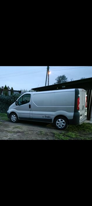 Sprzedam Renault Trafic 2.5 DCI 150 KM