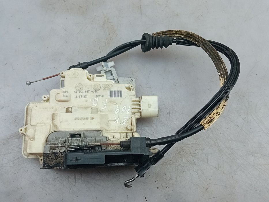 Fechadura / fecho porta frente direito VOLKSWAGEN Passat Variant (365)