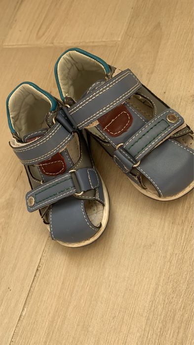 Босоніжки 20 розмір