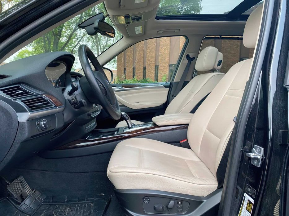 BMW X5 xDrive35i Sport Activity      2011
