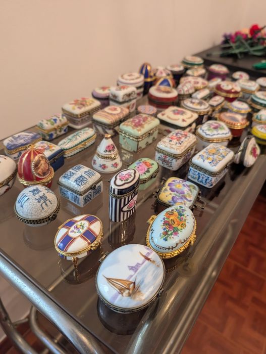 Vendo Coleção de caixas