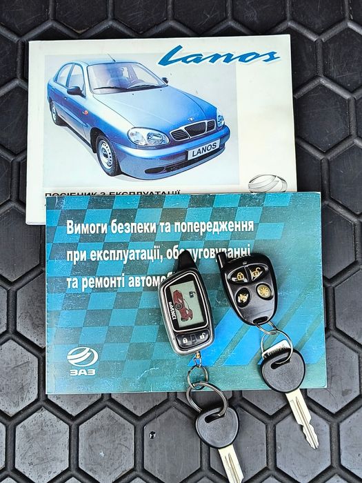 Lanos SE 1.5 Газ 4  Нефарбований