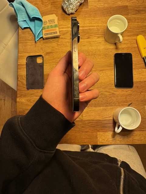 Iphone 14 pro jak nowy