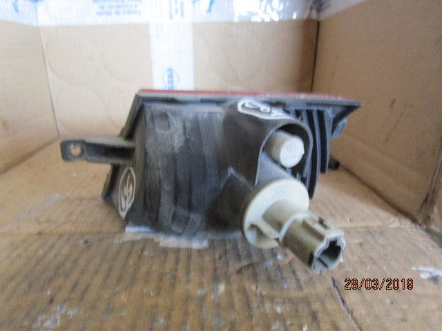 Pisca frente direito NISSAN Micra III (K12)
