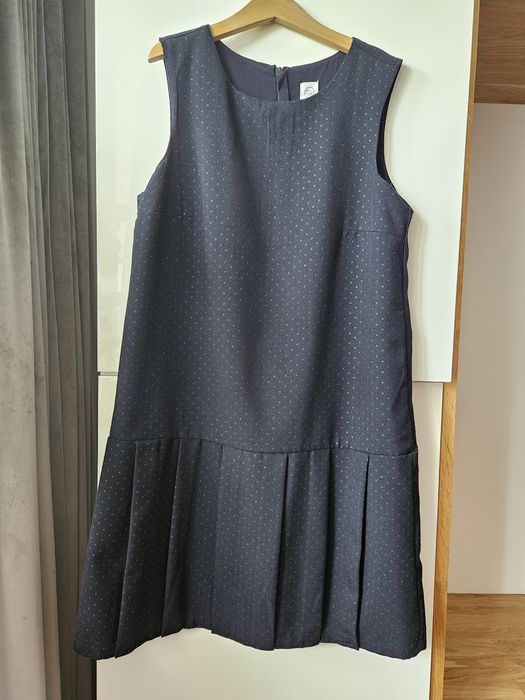 Sukienka galowa, na rozpoczęcie roku 152r.