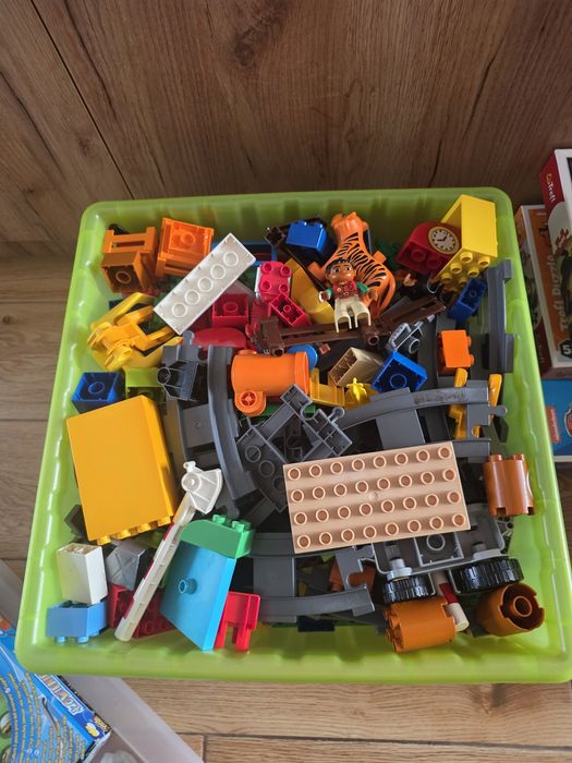 Pudło klocków Lego Duplo