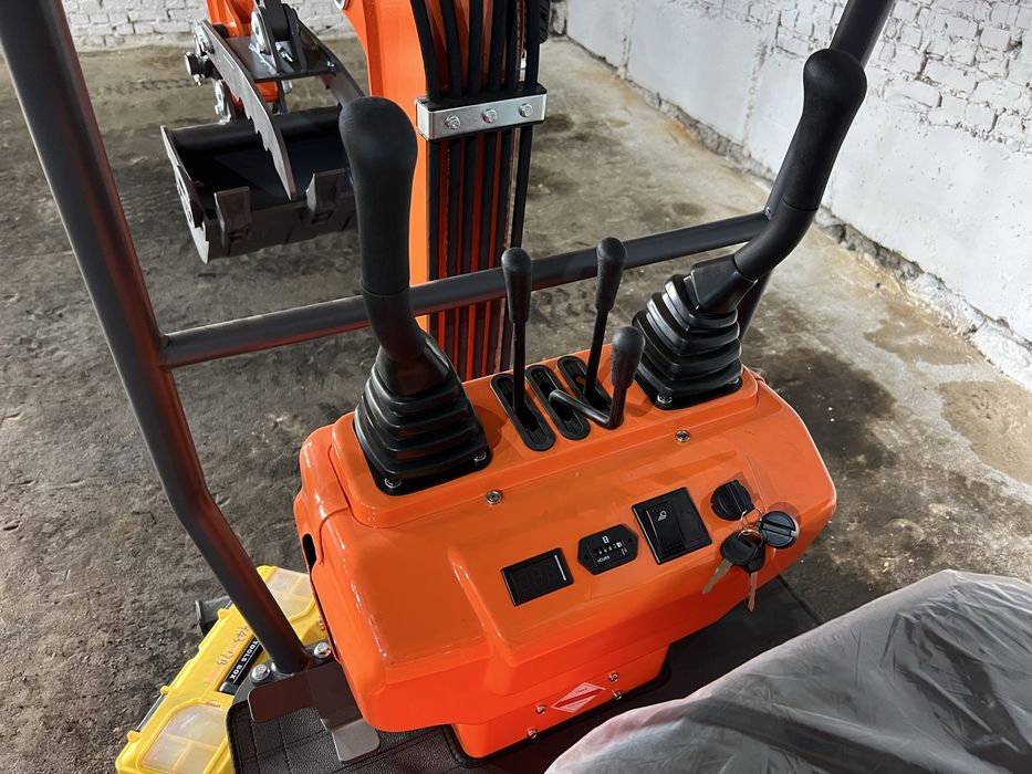 Новий гусеничний міні екскаватор LeiTe LT1010! Міні екскаватор тонна