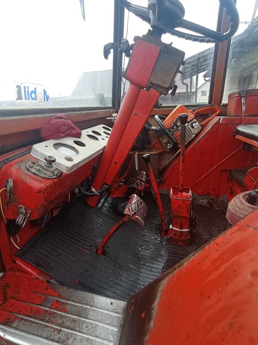 Продам трактор Т25