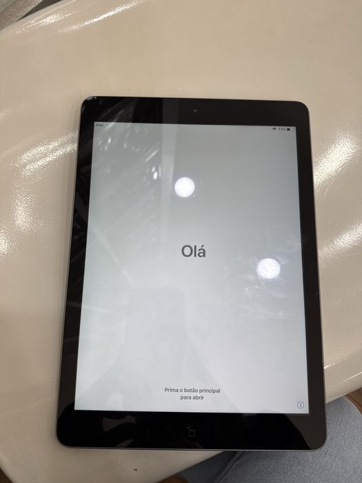 Tablet Apple IPad cinzento 4TB