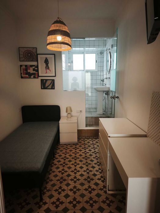 Alojamento para Estudantes no Centro de Faro – 4 Quartos Disponíveis