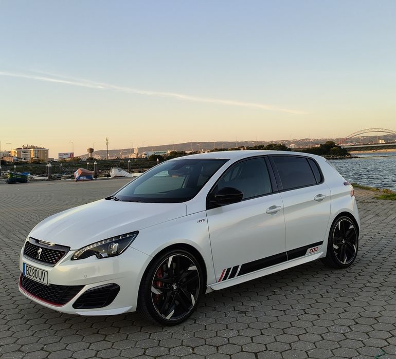 Peugeot 308GTI 272cv