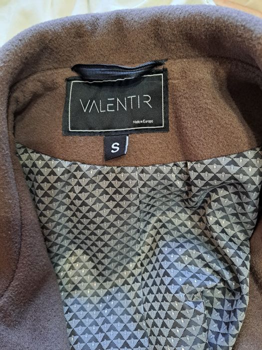 Жіноче довге пальто вільного крою Valentir