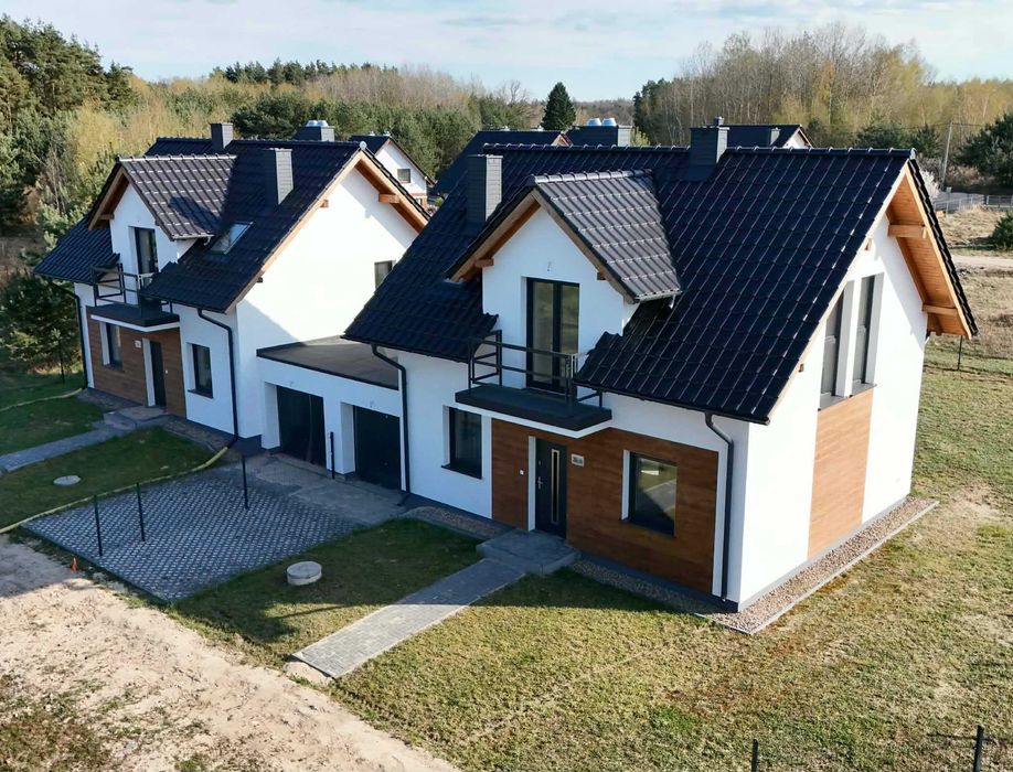 Dom w zabudowie bliźniaczej w Budziszewicach