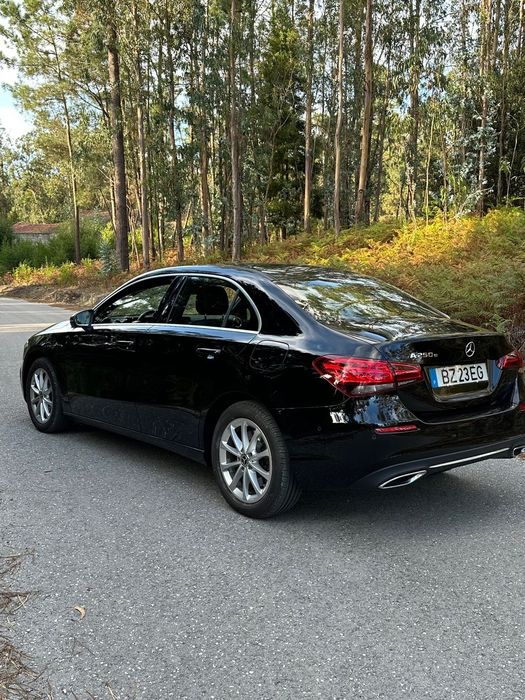 Mercedes-Benz A 250 Limousine e Progressive