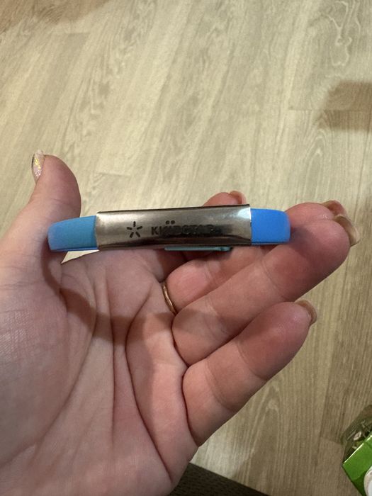 Продам браслет-зярядка Micro USB