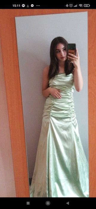 Seledynowa sukienka vintage