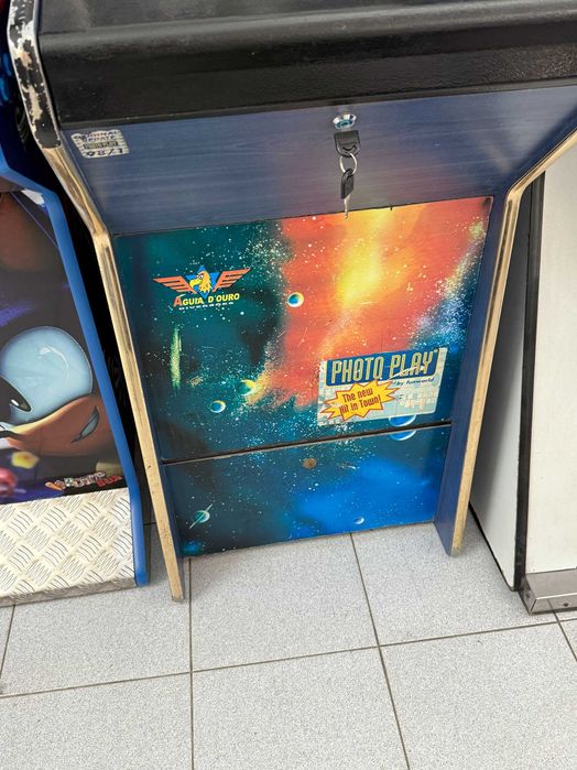 Máquina Photo Play com Ecrã Táctil – Clássico dos Anos 2000!64550639753345121