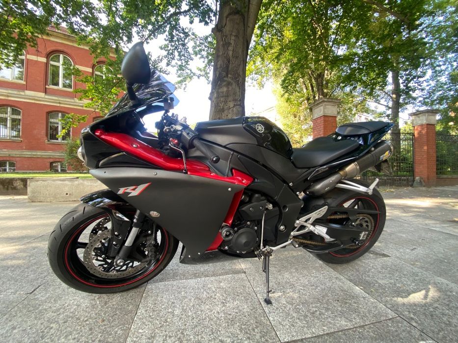 Yamaha r1 z 2010 rok zarejestrowana LeoVince