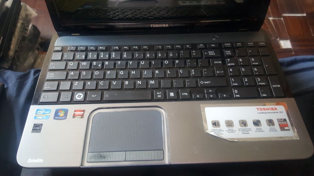 Toshiba Satellite L855-10P (parts)64741323666689120