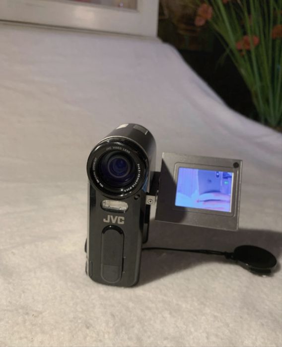 Câmera jvc gz-mc100