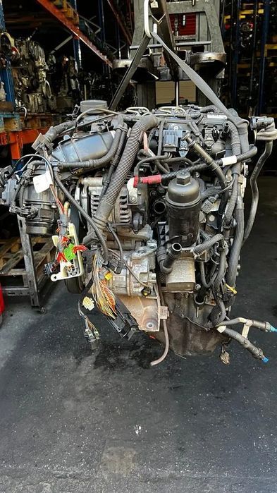 Motor B37D15A. Motor completo