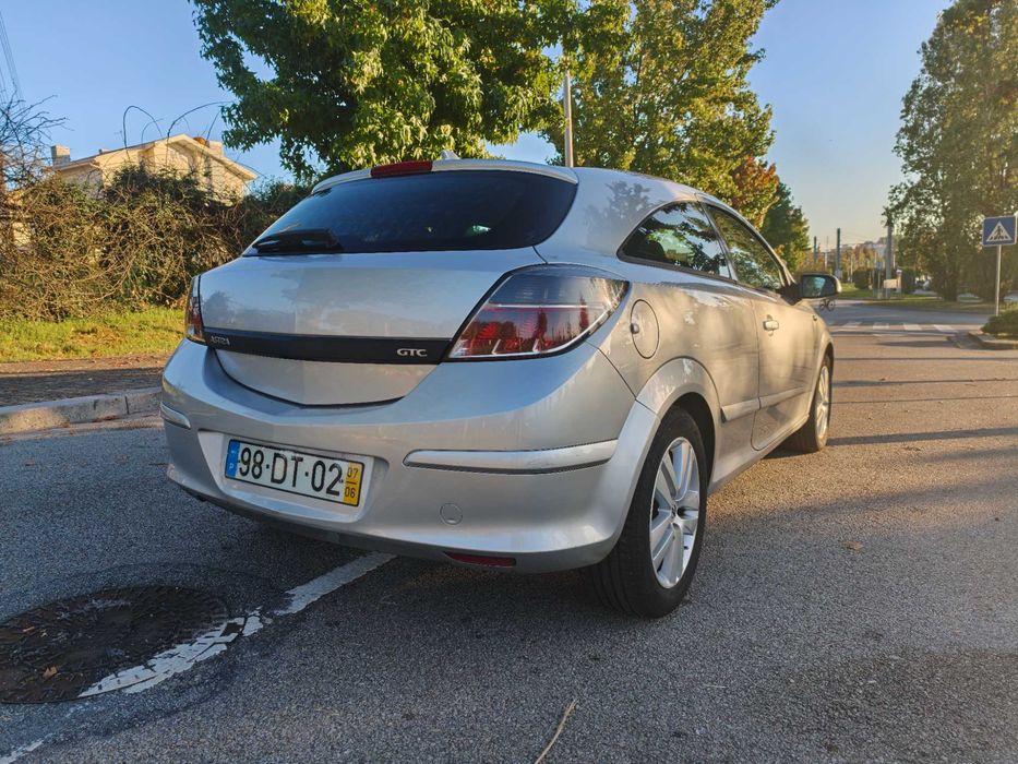 Opel Astra GTC 1.3 CDTI - IUC Antigo