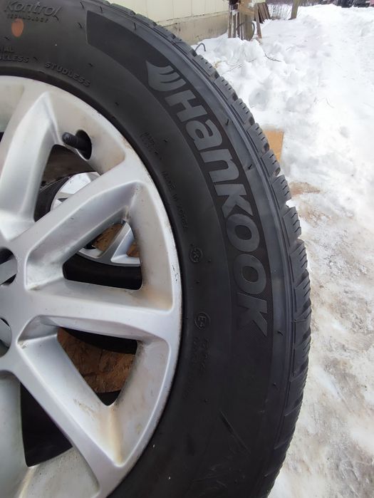 Шини зимові 225/55R16 Hankook