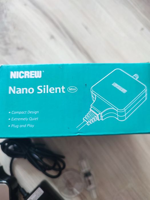 Mini pompa powietrza NICREW Nano Silent do akwarium, przeznaczona do n