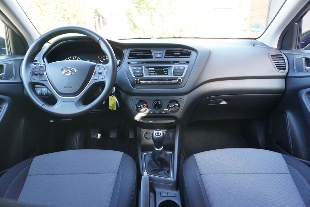Hyundai i20 Bezwypadkowy Serwisowany 1-Właściciel Tempomat Pdc Asystent Piękny