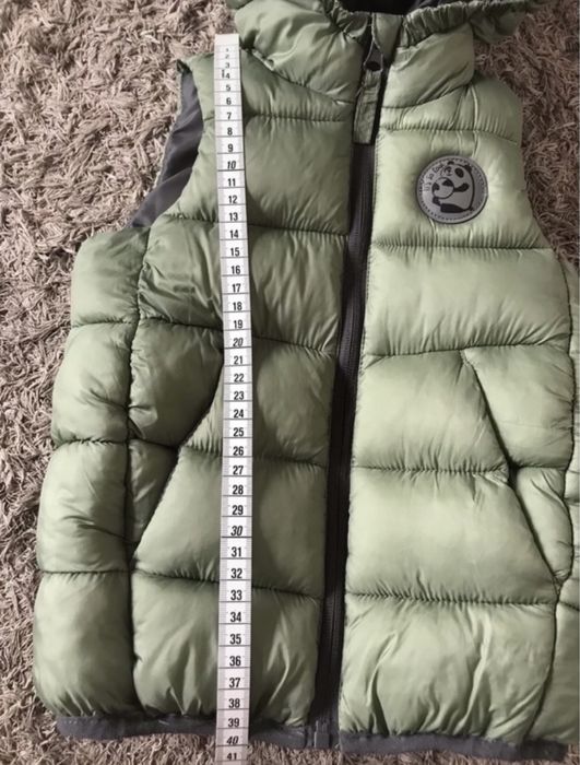 Kamizelka ocieplana pikowana bezrękawnik  dla chłopca rozmiar 86